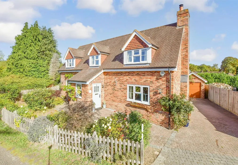 External (Web) - Mill Street, East Malling, West Malling, Kent - Wards of Kent