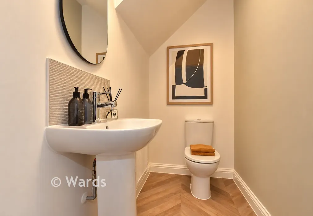 Cloakroom - Richmond Park, Whitfield, Kent - Wards of Kent