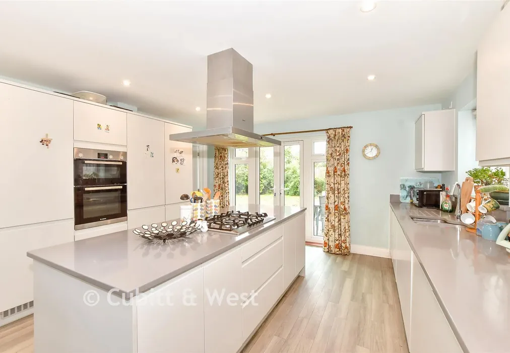 Kitchen/Dining Room - Waterside View, Chichester, West Sussex - Wards of Kent