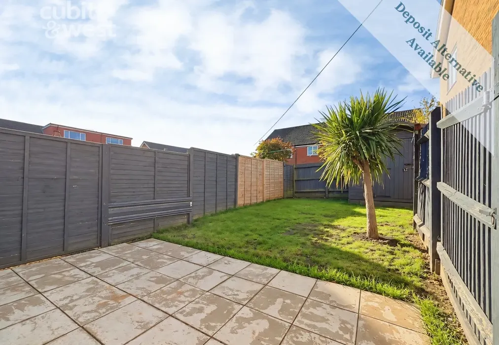 Garden - DEPOSIT ALTERNATIVE AVAILABLE, Westview Close, BN10 - Wards of Kent