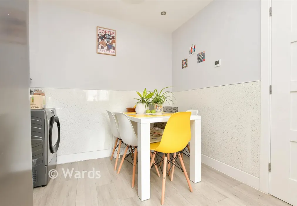 Kitchen/Diner - Southall Close, Minster, Kent - Wards of Kent