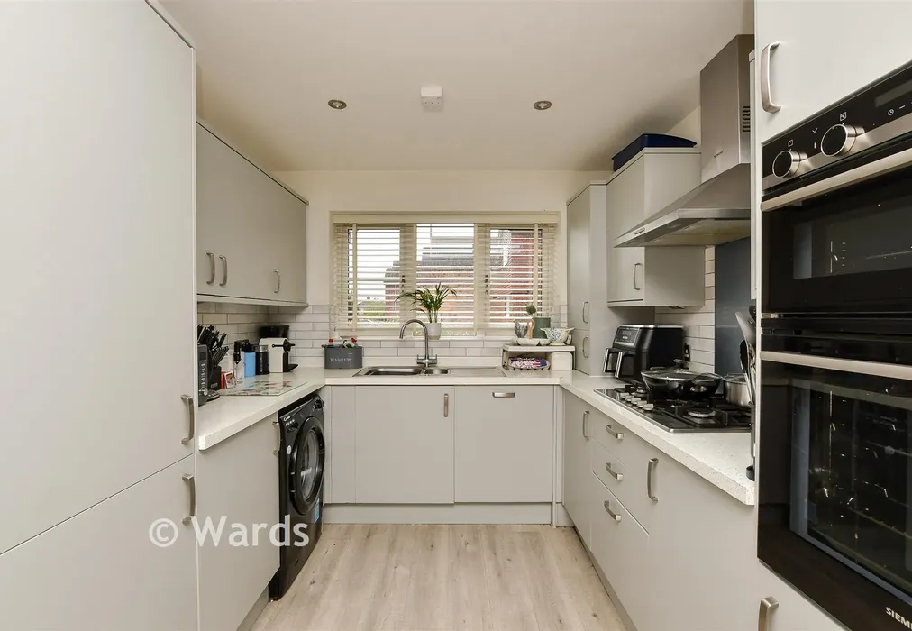 Kitchen/Diner - Southall Close, Minster, Kent - Wards of Kent