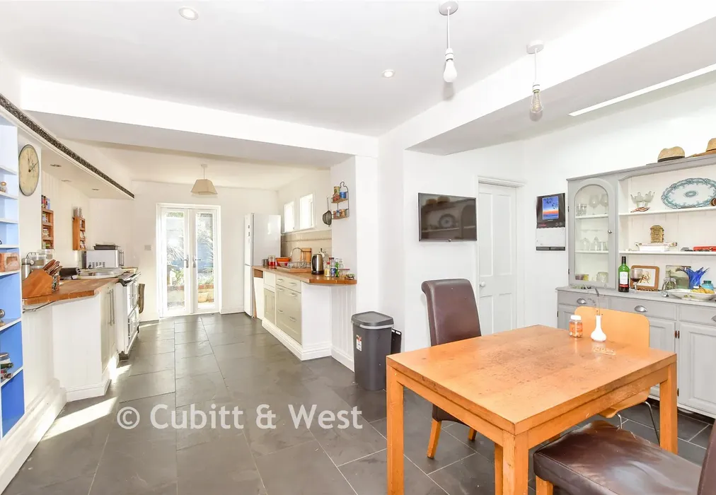 Kitchen/Breakfast Room - Argyle Road, Bognor Regis, West Sussex - Wards of Kent