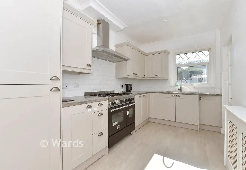 Kitchen - Phillip Road, Folkestone, Kent - Wards of Kent