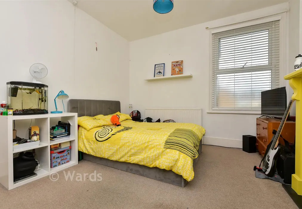 Bedroom 2 - Pierremont Avenue, Broadstairs, Kent - Wards of Kent