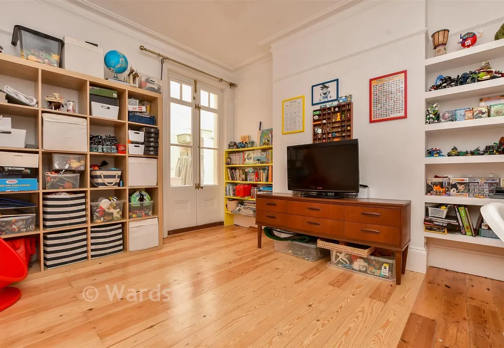 Dining Room - Pierremont Avenue, Broadstairs, Kent - Wards of Kent