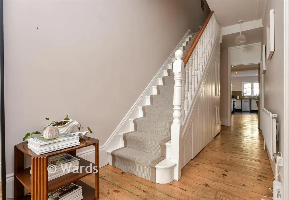 Hallway - Pierremont Avenue, Broadstairs, Kent - Wards of Kent