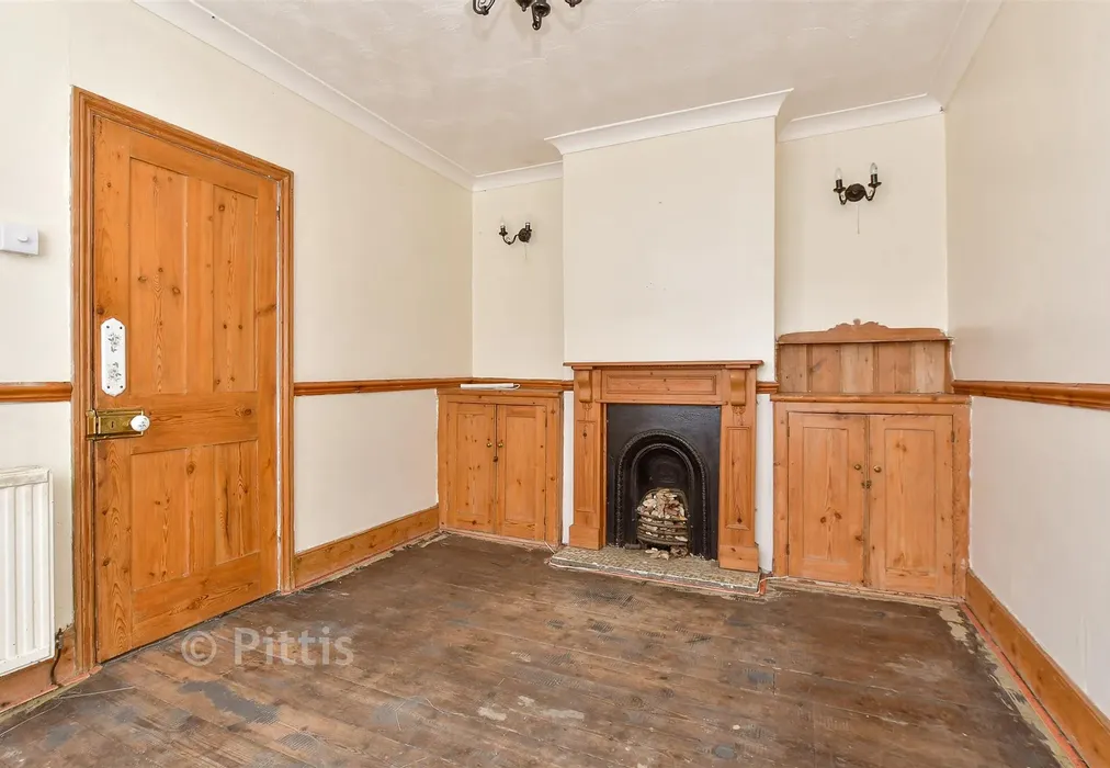 Lounge - Pelham Road, Cowes, Isle of Wight - Wards of Kent
