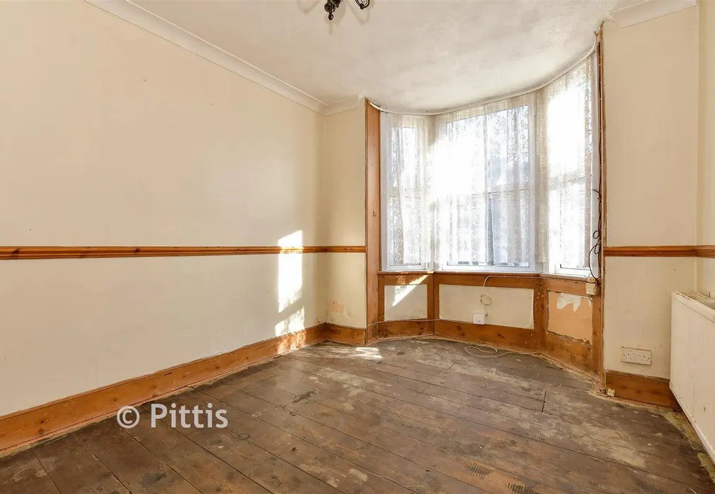 Lounge - Pelham Road, Cowes, Isle of Wight - Wards of Kent