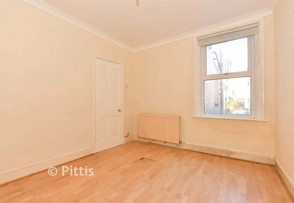 Dining Room - Pelham Road, Cowes, Isle of Wight - Wards of Kent