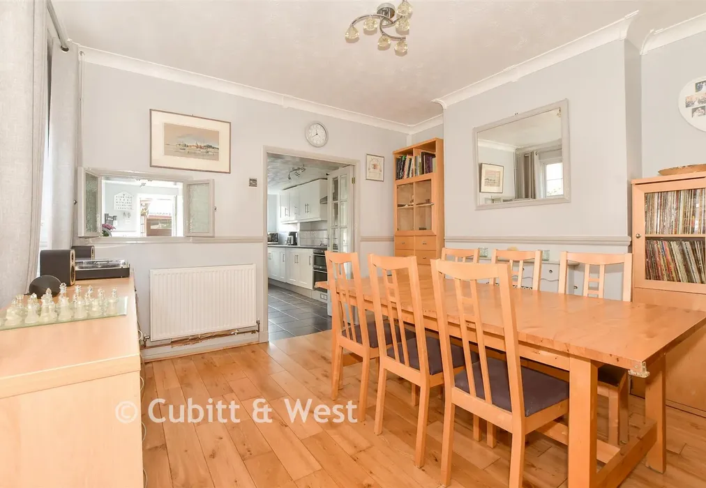 Dining Room - Malthouse Road, Southgate, Crawley, West Sussex - Wards of Kent