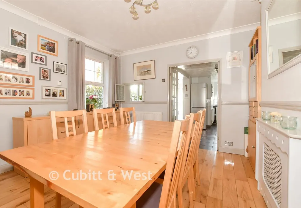 Dining Room - Malthouse Road, Southgate, Crawley, West Sussex - Wards of Kent