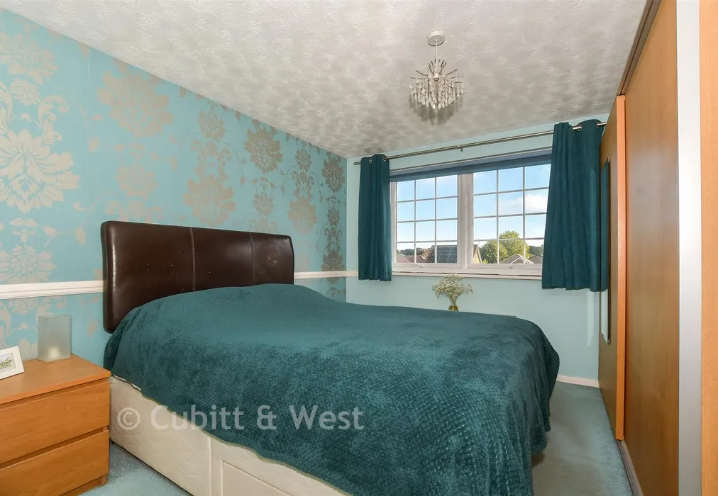 Bedroom 1 - Malthouse Road, Southgate, Crawley, West Sussex - Wards of Kent