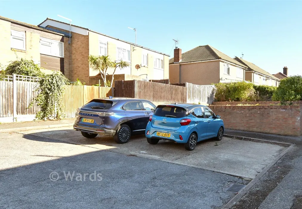 Driveway/Parking - Claston Close, Dartford, Kent - Wards of Kent
