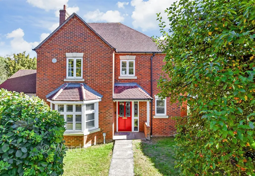 External (Web) - Chartwell Drive, Maidstone, Kent - Wards of Kent