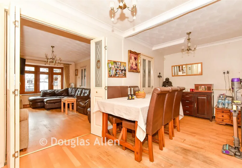 Dining area - Rochford Close, Hornchurch, Essex - Wards of Kent