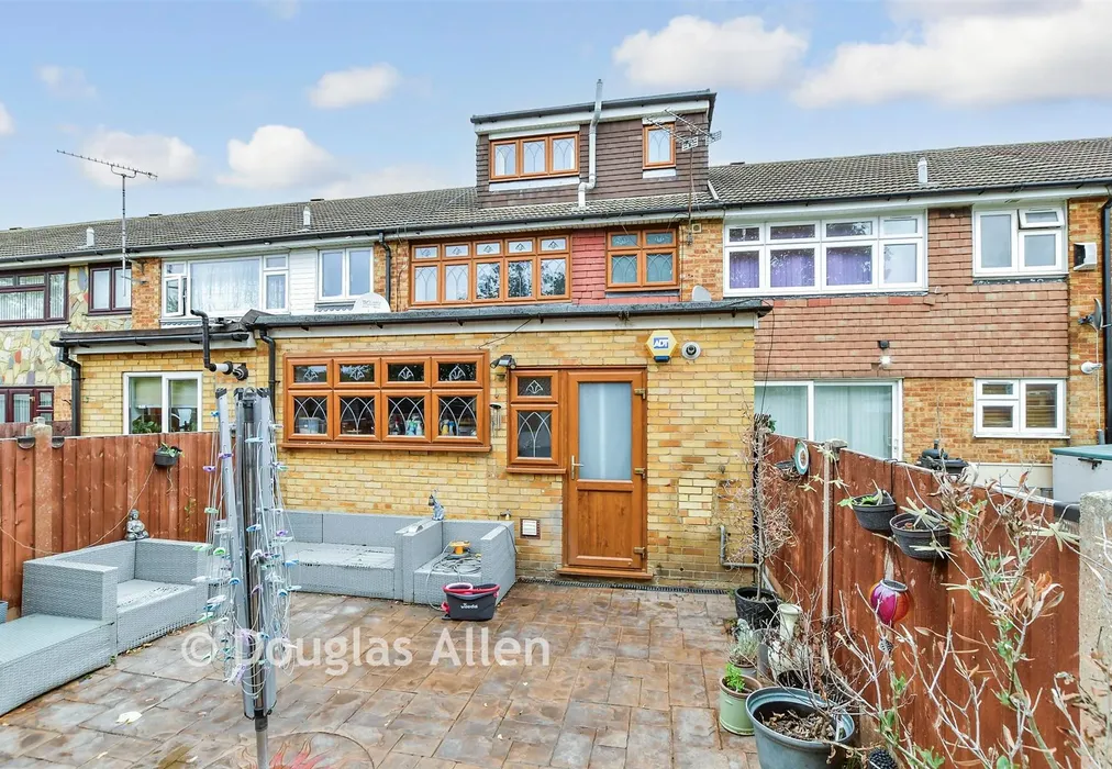 Rear Elevation - Rochford Close, Hornchurch, Essex - Wards of Kent