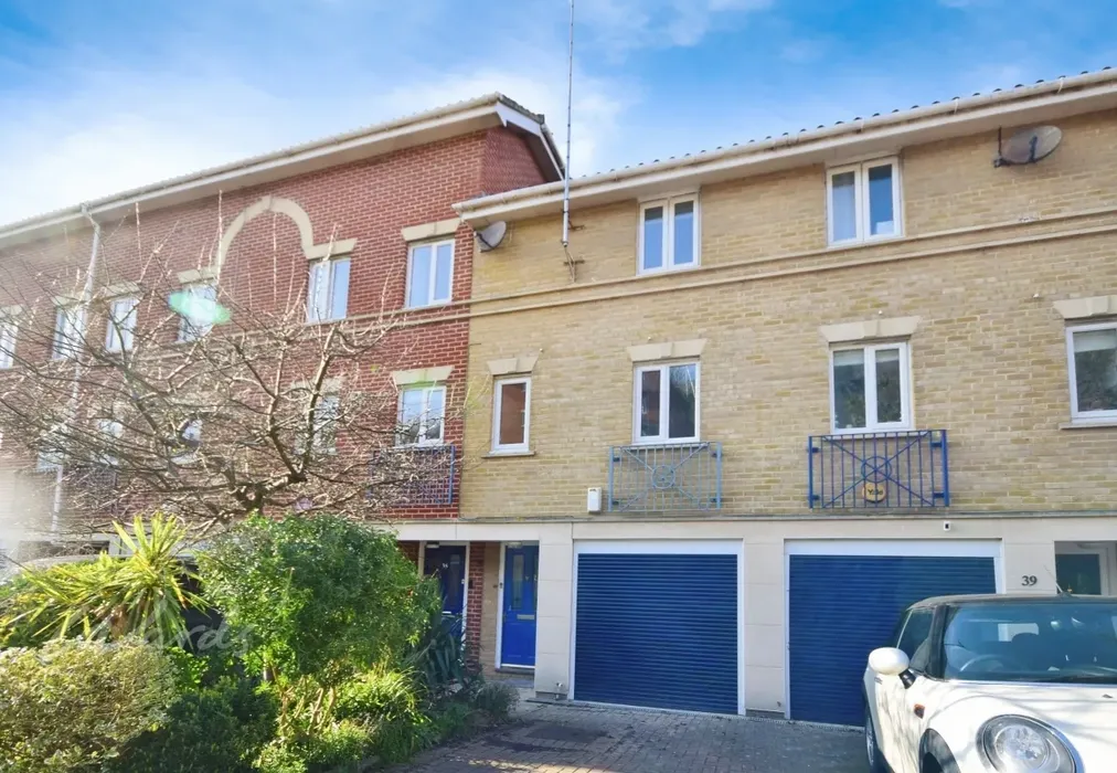 applecross front - Applecross Close Rochester ME1 - Wards of Kent