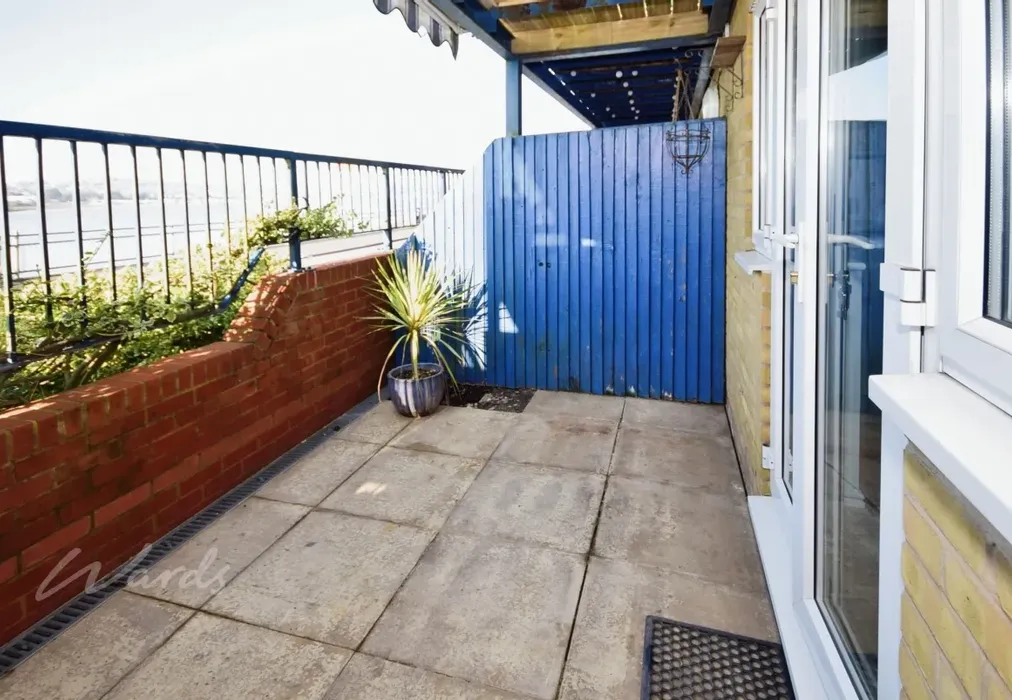 applecross patio - Applecross Close Rochester ME1 - Wards of Kent