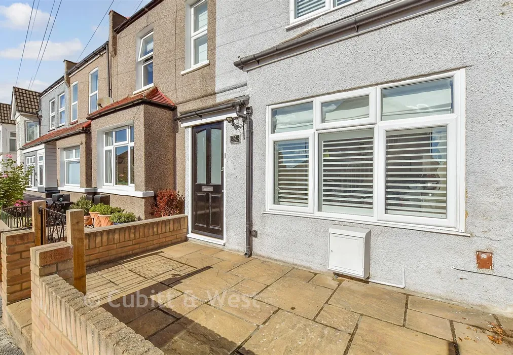 Front Garden - Constance Road, Sutton, Surrey - Wards of Kent