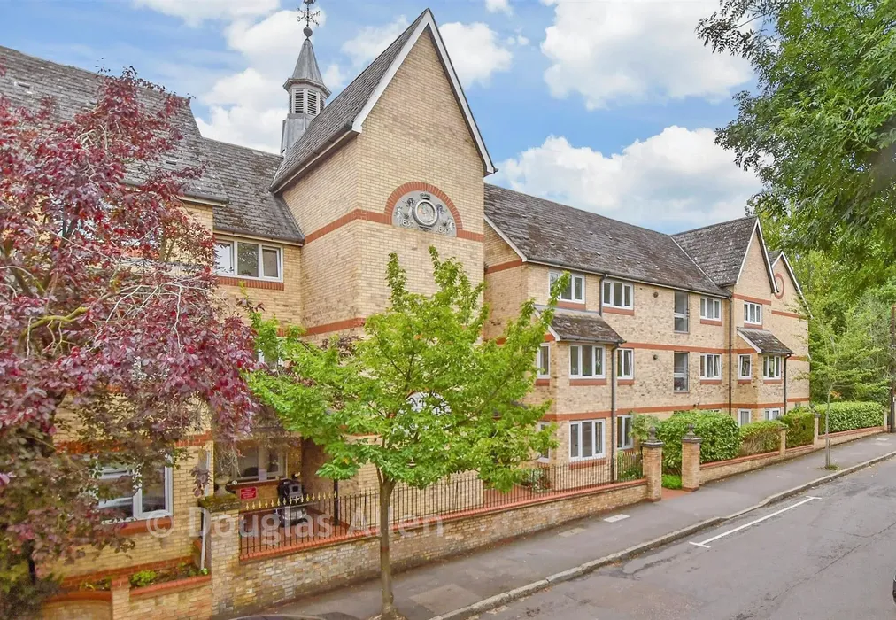 External (Web) - Grange Avenue, Woodford Green, Essex - Wards of Kent