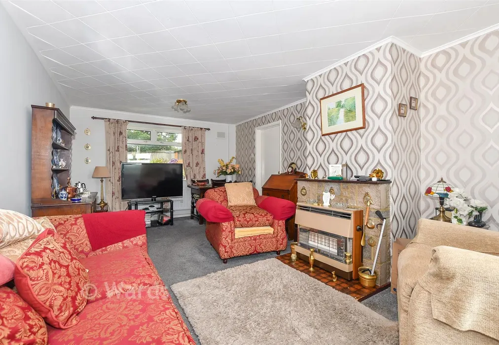 Lounge/ Dining Room - Wayside Avenue, St Michaels, Kent - Wards of Kent