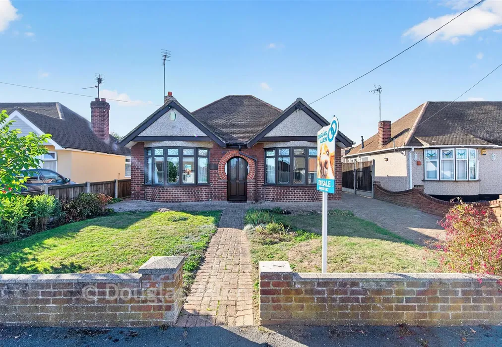 Front - Deirdre Avenue, Wickford, Essex - Wards of Kent