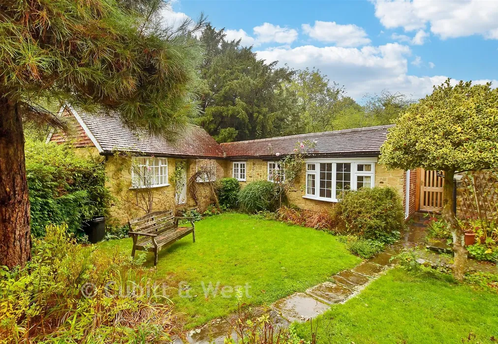 External Feature - Cat Street, Upper Hartfield, East Sussex - Wards of Kent