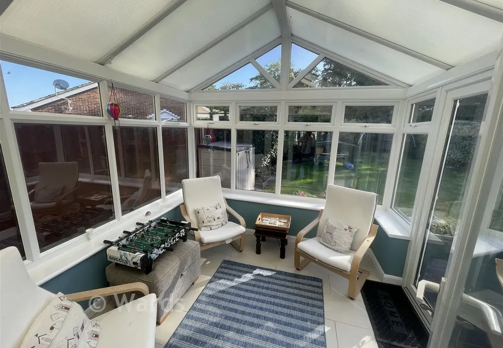 Conservatory - Patterson Close, Deal, Kent - Wards of Kent
