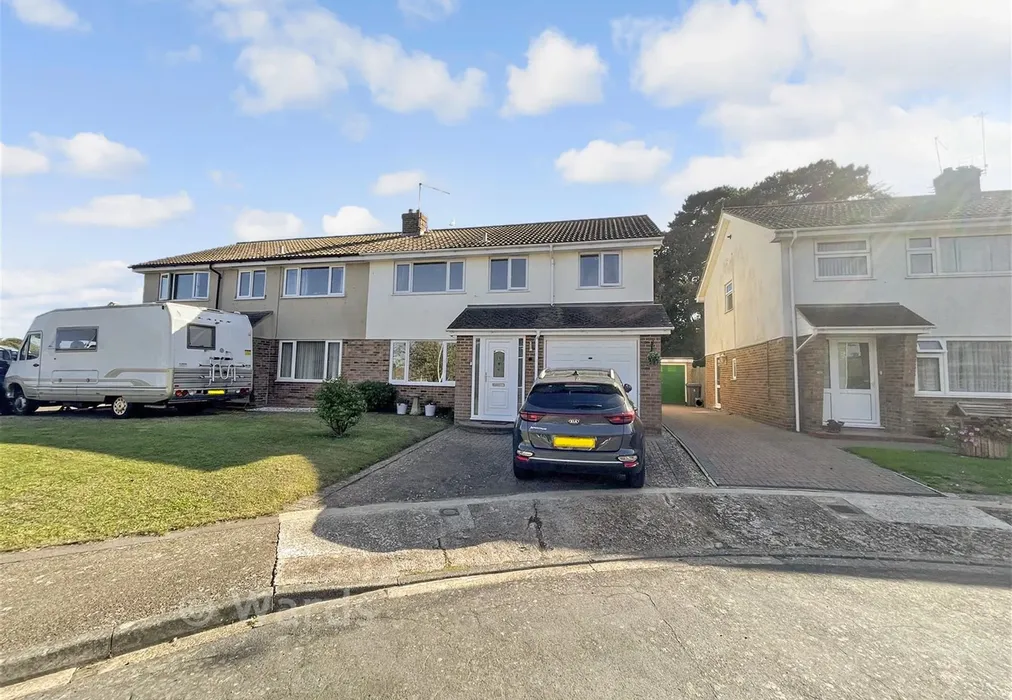 Front Eleavtion - Patterson Close, Deal, Kent - Wards of Kent