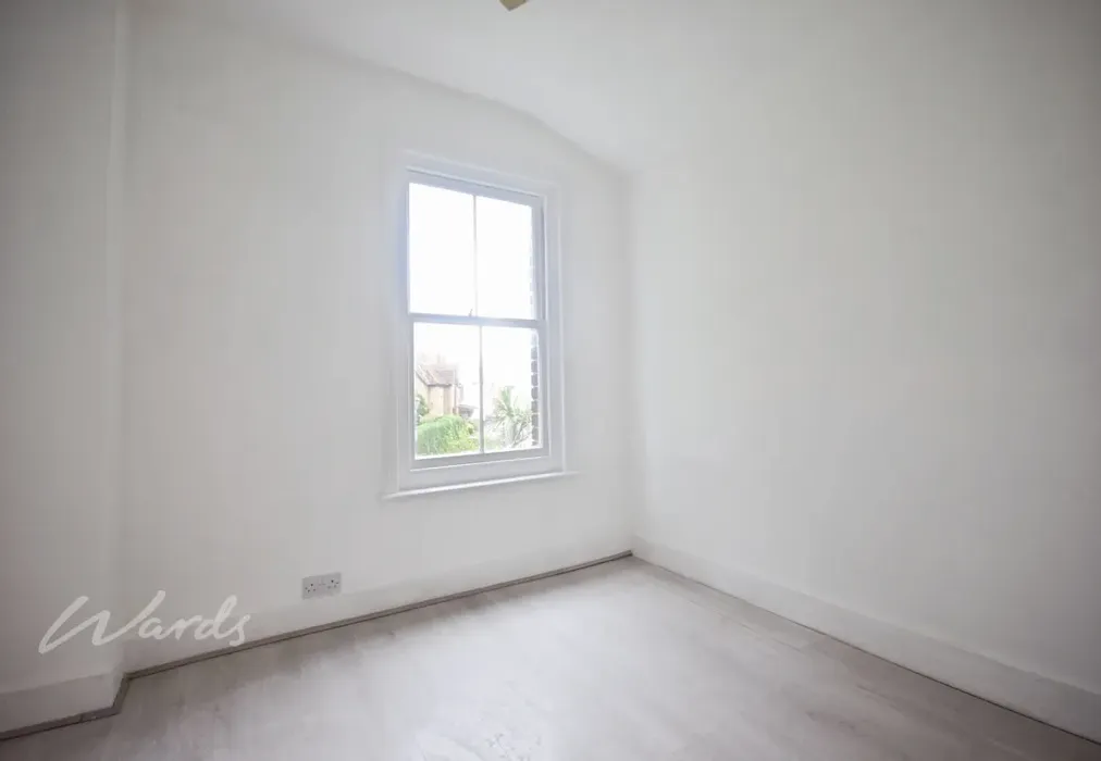 Alex 36 bed 3 use - Alexandra Road Broadstairs CT10 - Wards of Kent