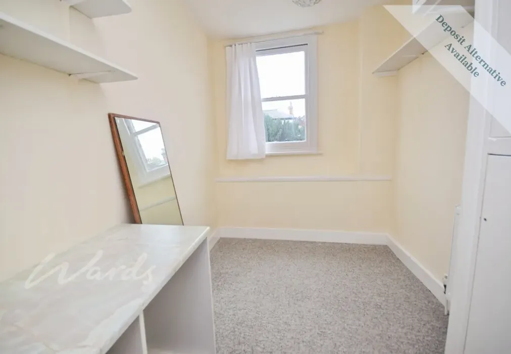 Bedroom - St. Paul's Terrace Canterbury CT1 - Wards of Kent