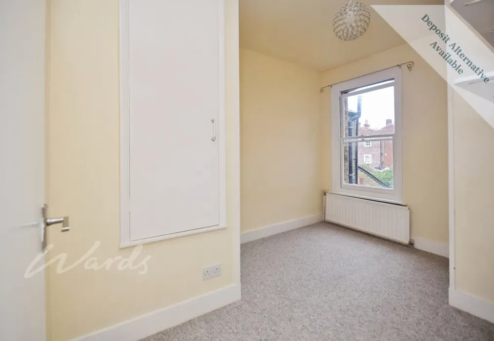 Bedroom - St. Paul's Terrace Canterbury CT1 - Wards of Kent