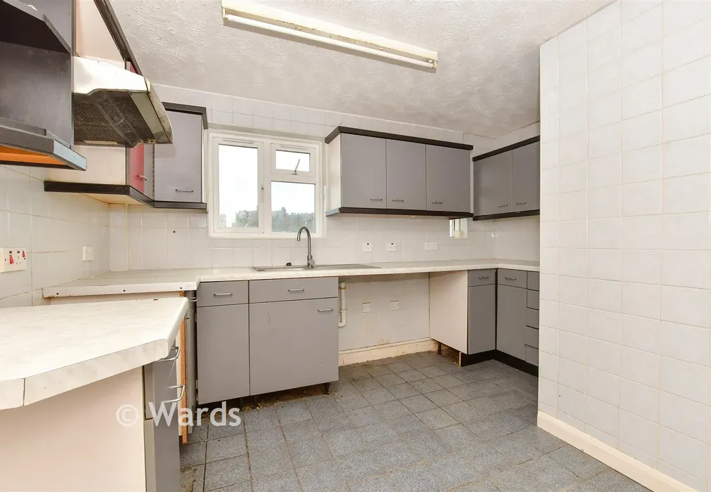 Internal Feature - Durham Hill, Dover, Kent - Wards of Kent