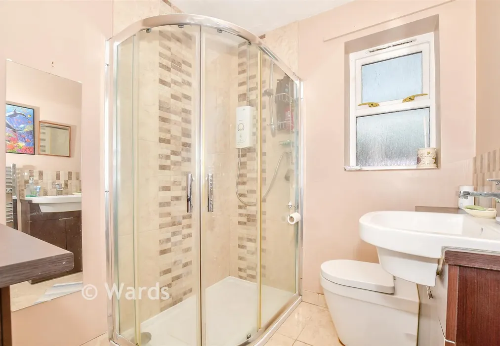 Internal Feature - Mill Crescent, Tonbridge, Kent - Wards of Kent