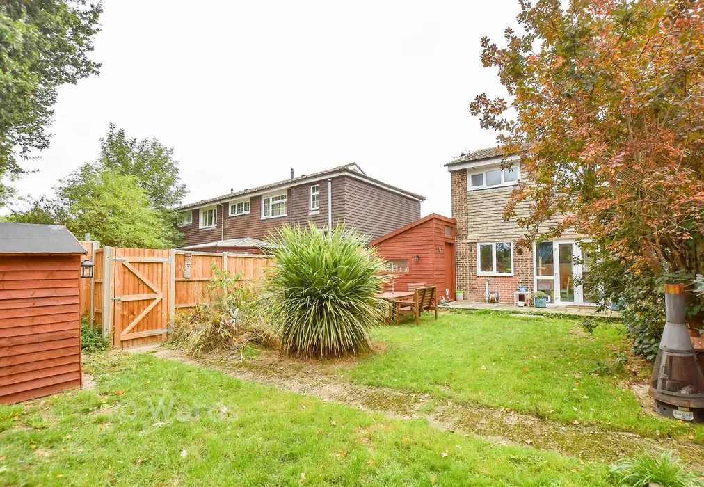 Rear Garden - Cogate Road, Paddock Wood, Tonbridge, Kent - Wards of Kent