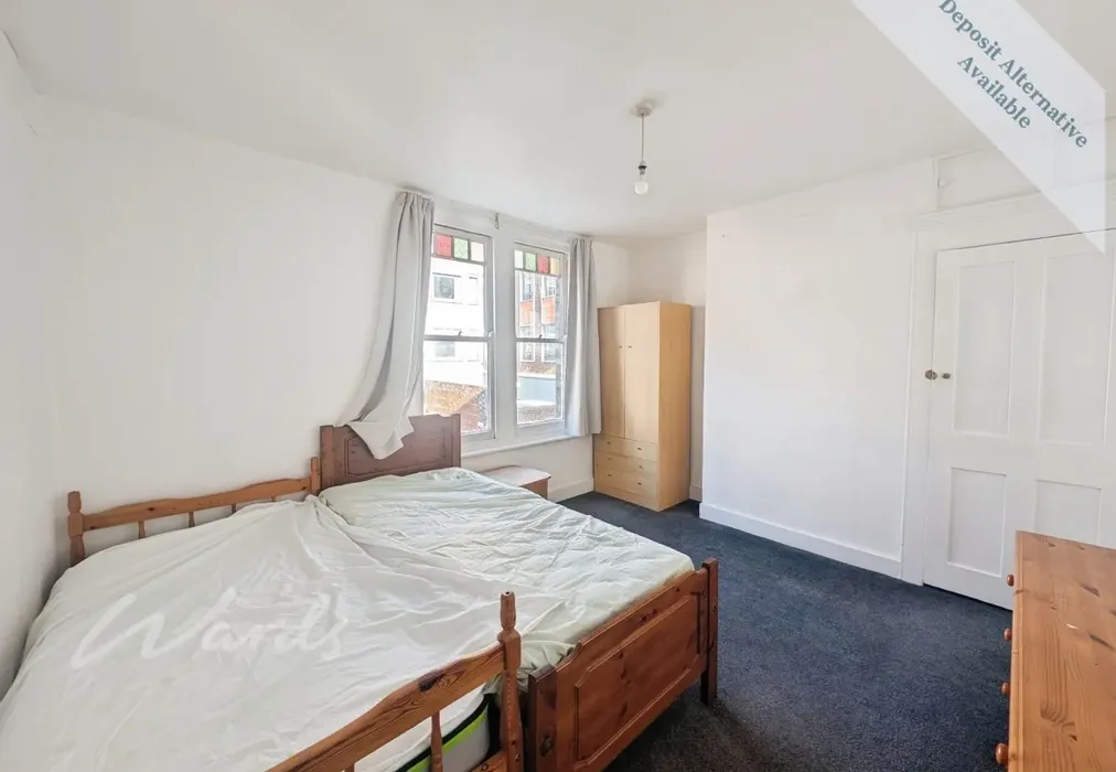 Bedroom - Kirbys Lane Canterbury CT2 - Wards of Kent