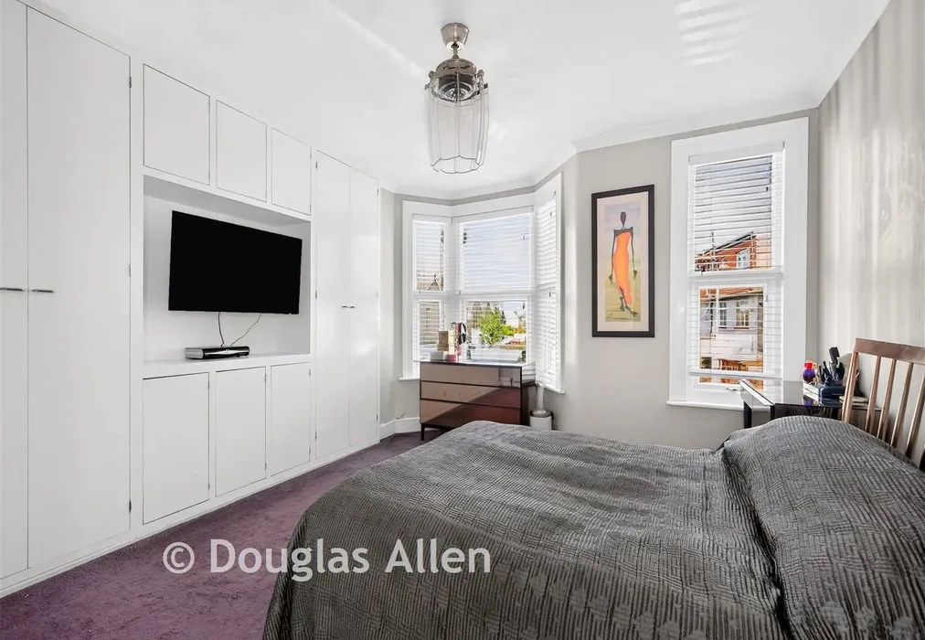 Internal Feature - Edgar Road, Chadwell Heath, Essex - Wards of Kent
