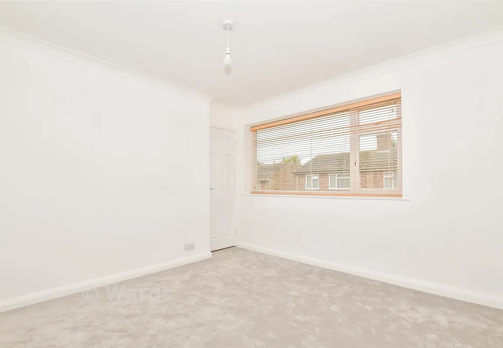 Bedroom 1 - Kilndown Close, Maidstone, Kent - Wards of Kent
