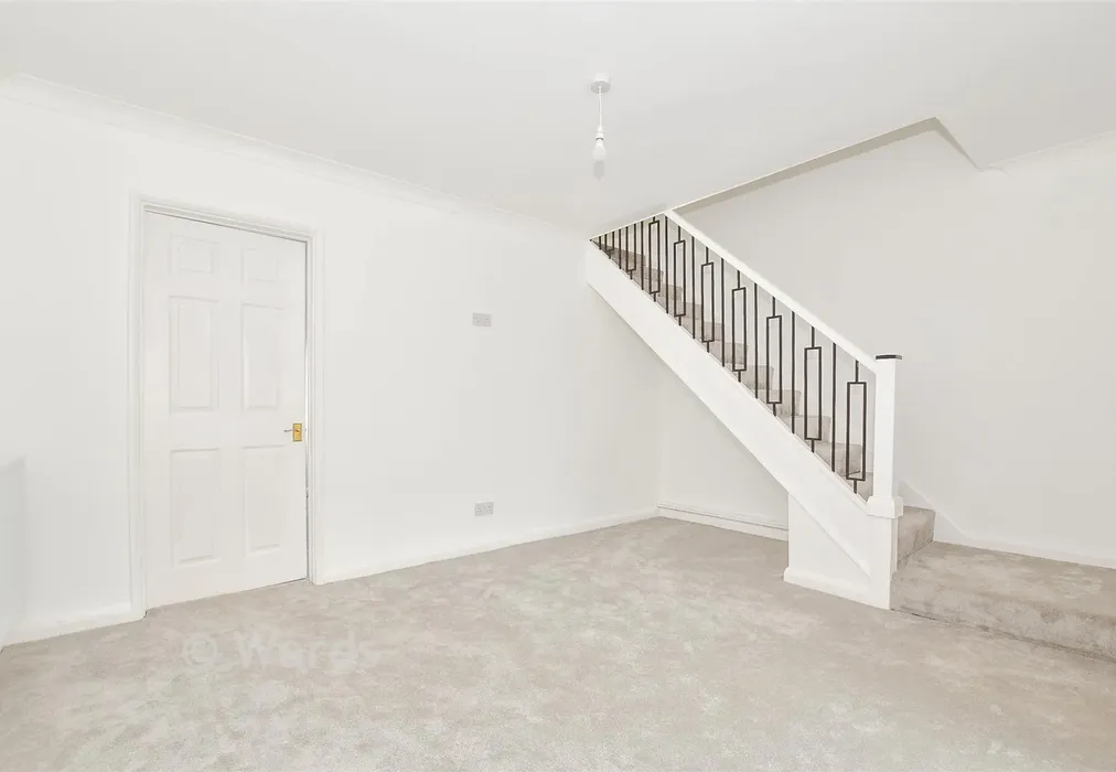 Lounge - Kilndown Close, Maidstone, Kent - Wards of Kent