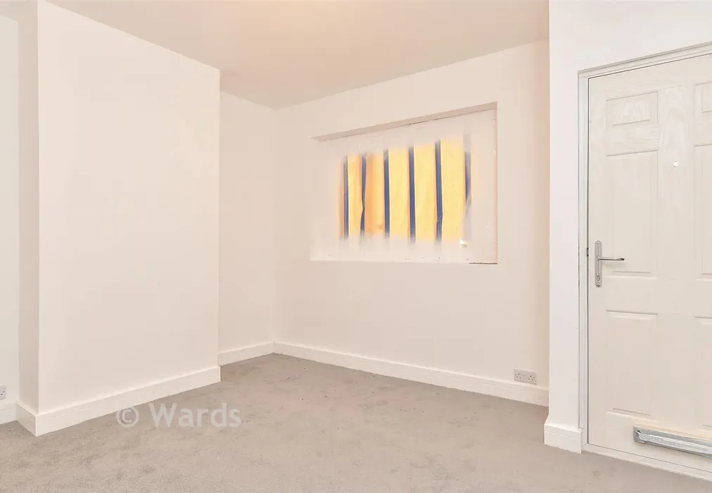 Lounge - Lester Road, Chatham, Kent - Wards of Kent
