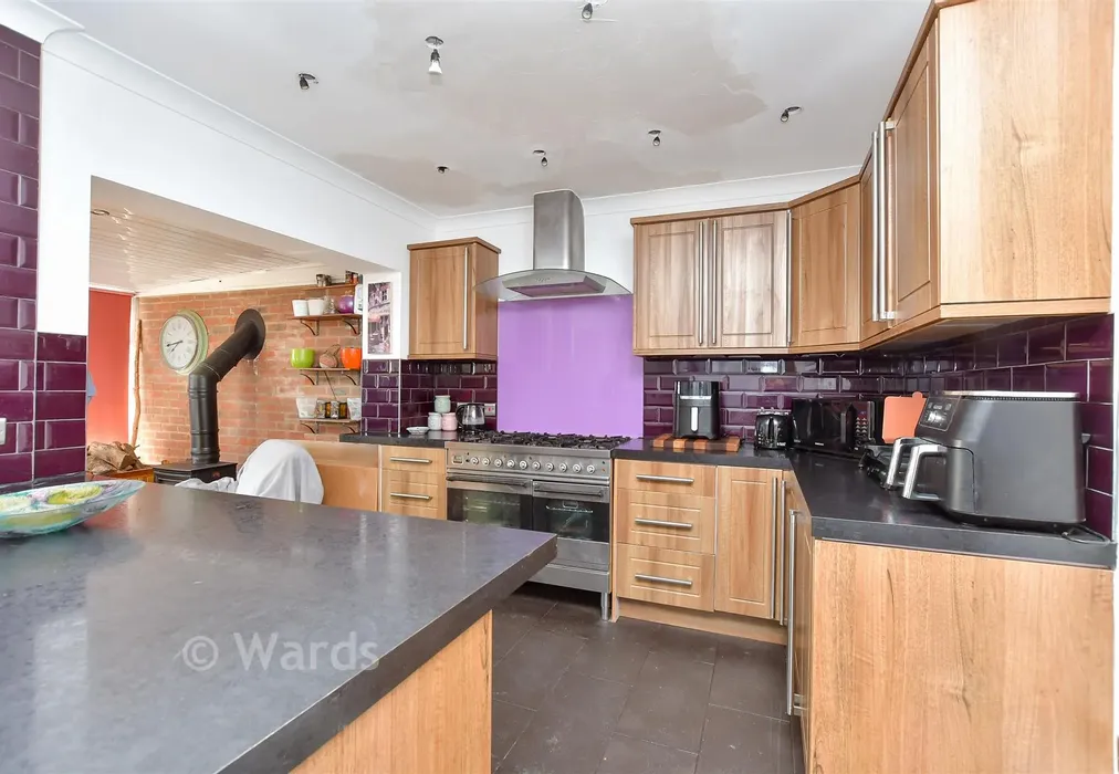 Kitchen/Breakfast Area - Sea View Gardens, Warden, Sheerness, Kent - Wards of Kent