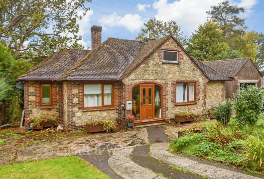 Harborough Drive, Pulborough, West Sussex - Wards of Kent