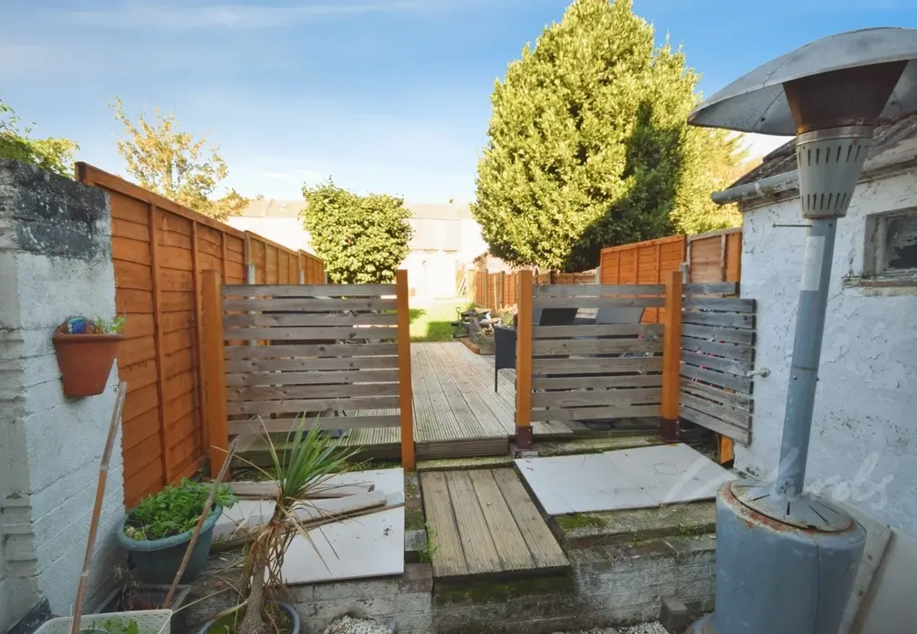 glanville garden - Glanville Road Rochester ME2 - Wards of Kent