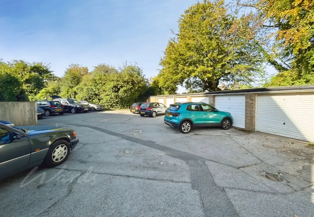 7052f1f0-parking ... - Lansdowne Road Tunbridge Wells TN1 - Wards of Kent