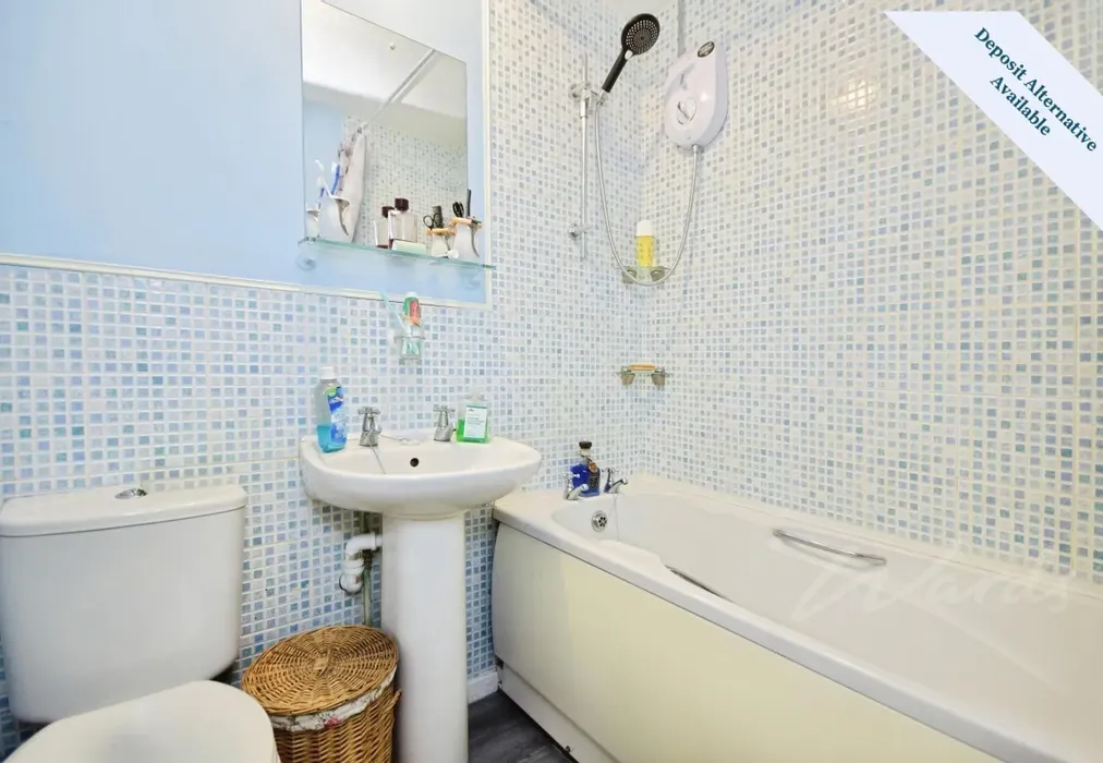 Bathroom - Lakemead Singleton TN23 - Wards of Kent