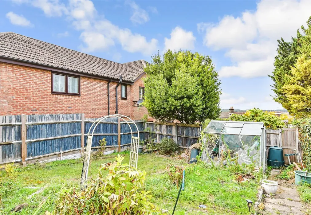 Rear Garden - Hill Road, Rochester, Kent - Wards of Kent