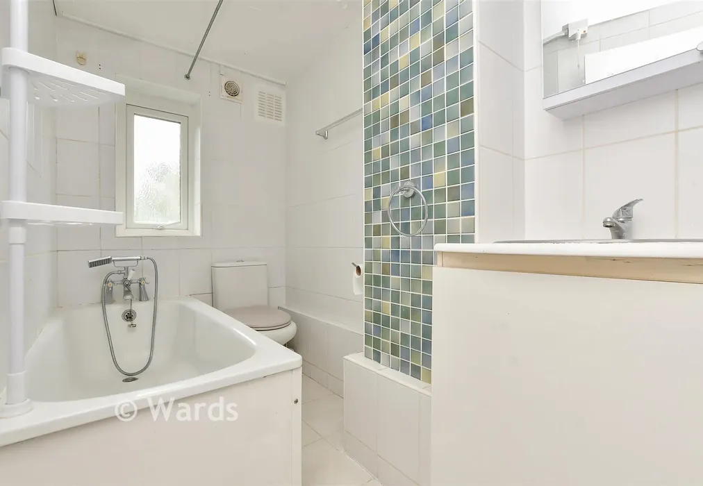 Internal Feature - St. Luke's Avenue, Ramsgate, Kent - Wards of Kent