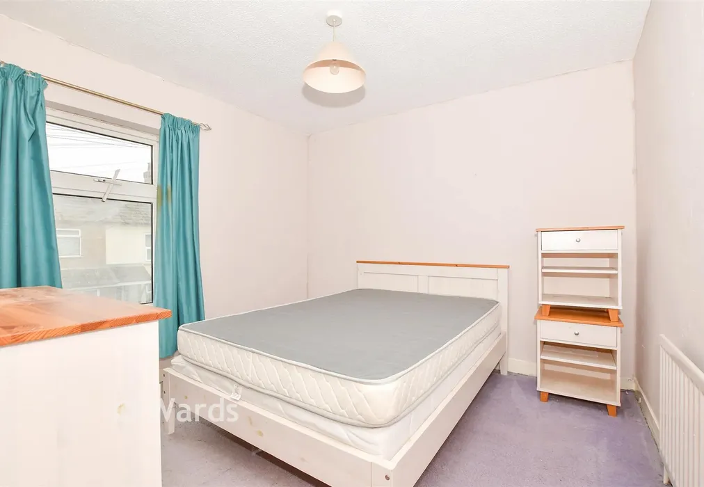 Bedroom 1 - Portland Place, Snodland, Kent - Wards of Kent