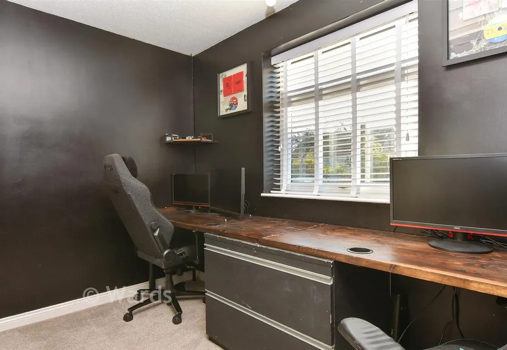 Bedroom 2 - Woolwich Close, Chatham, Kent - Wards of Kent